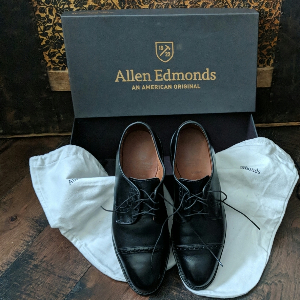 Allen Edmonds Black Oxford Men's Shoe